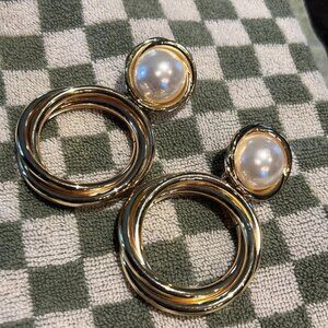 KYLIE JENNER 8 Other Reasons Jay Duster Earrings